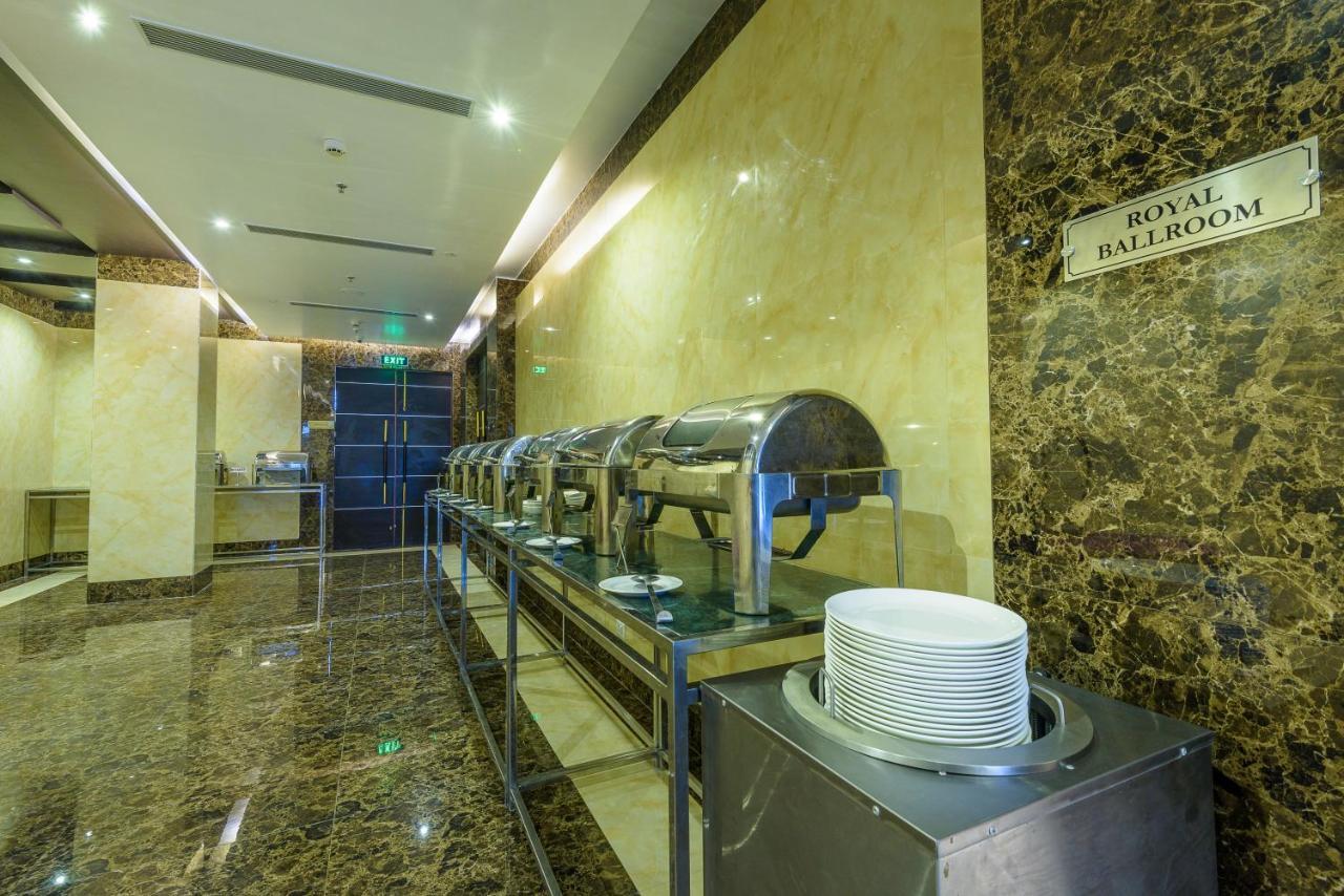 Clarion Inn Jaipur Kukas Exterior photo